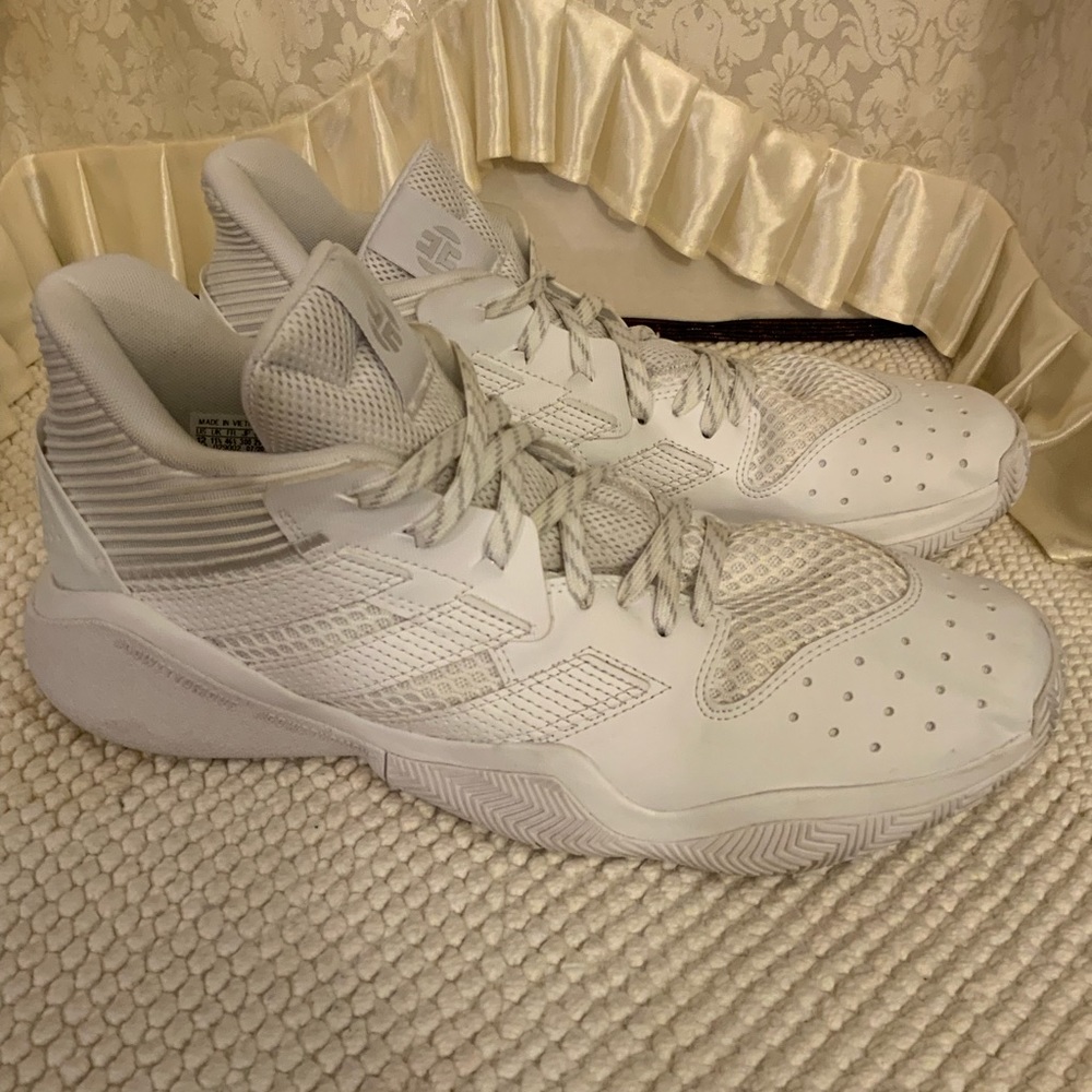 ADIDAS - Picture 8 of 14